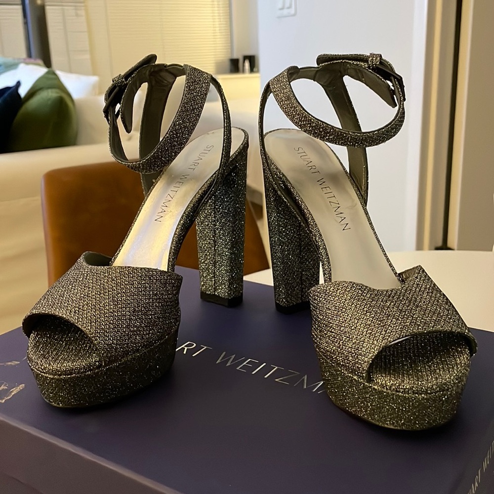 STUART WEITZMAN PRANKS PLATFORM SANDAL